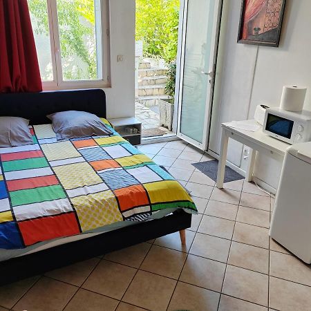 Chambre Meublee Independante, Avec Piscine Et Jardin, 1 Lit Pour 2 Personnes Direct Gare Aeroport Тулуза Екстер'єр фото
